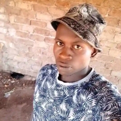 Njabulo is looking for singles for a date
