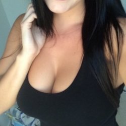 Jessica is looking for singles for a date